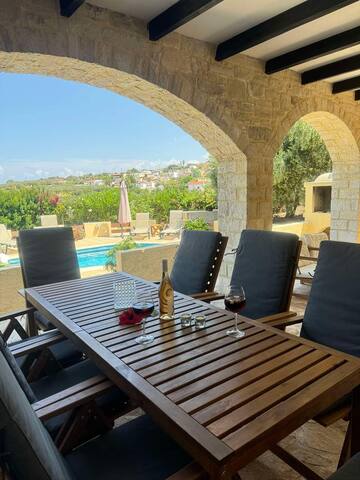 Villa Aarum – Your Idyllic Retreat in Crete ! gallery image 5