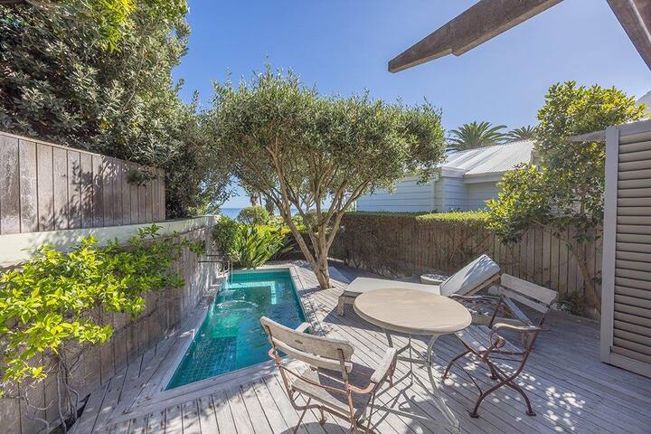 Clifton 4th Beach House | Steps from Sand & Views gallery image 4