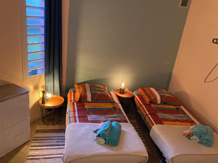 საძინებელი 1