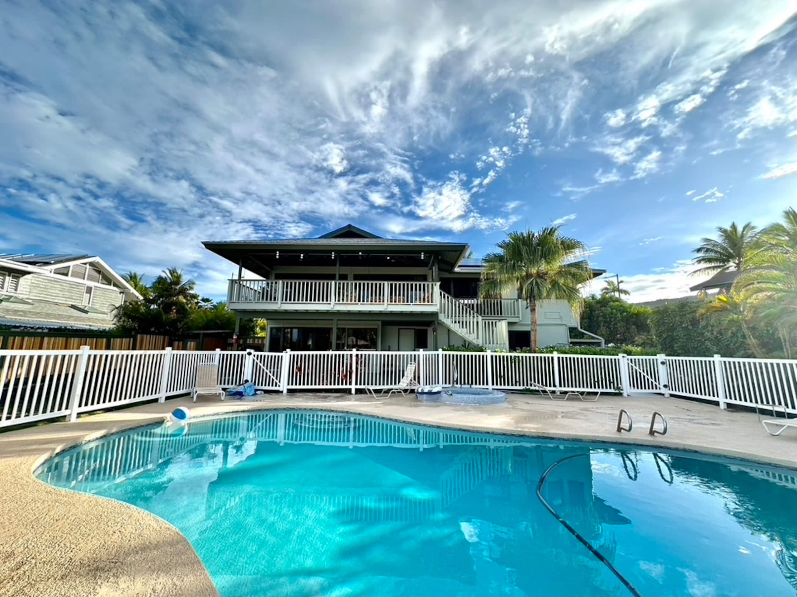 Home in Kailua-Kona · ★4.84 · 4 bedrooms · 3 beds · 2.5 baths - Image 20