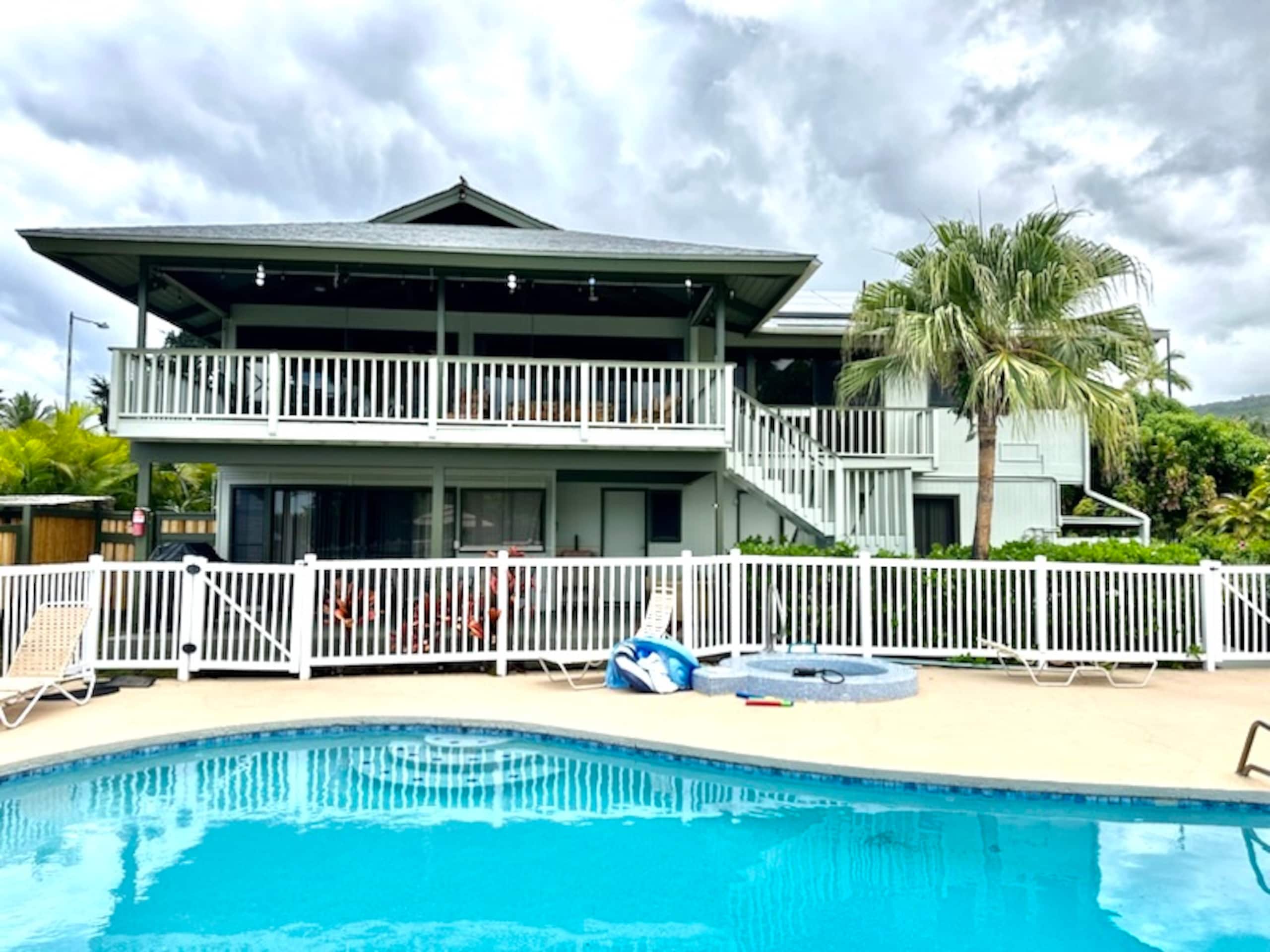 Home in Kailua-Kona · ★4.84 · 4 bedrooms · 3 beds · 2.5 baths - Image 17