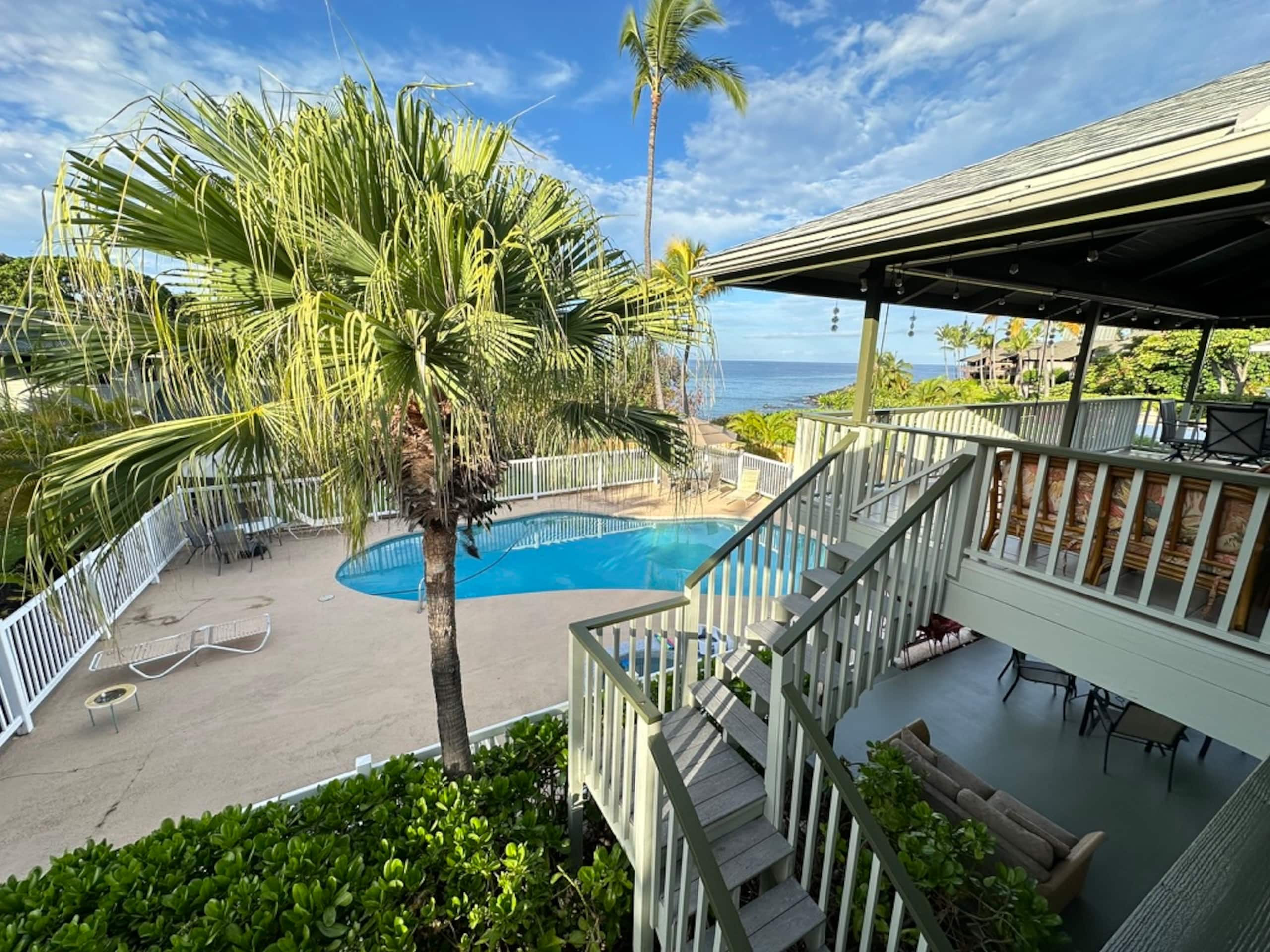 Home in Kailua-Kona · ★4.84 · 4 bedrooms · 3 beds · 2.5 baths - Image 19