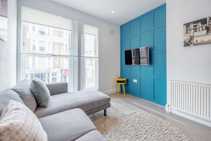 Light & Modern 2-Bed Notting Hill Apartment