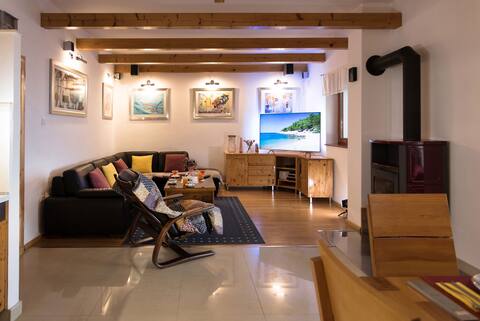 Top Airbnb: Villa Alissa Split-Mravince with stunning sea view in Kamen