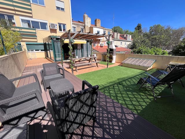 Flores Terrace – Central Lisbon