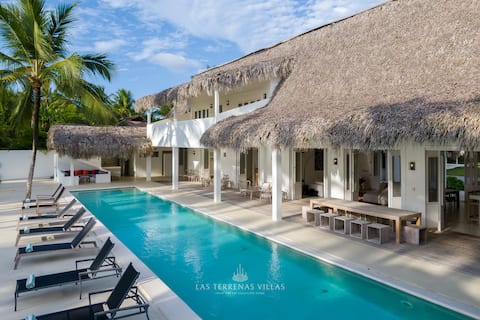 Exquisite Beachfront Villa in Luxury Residence — Staff Incl.