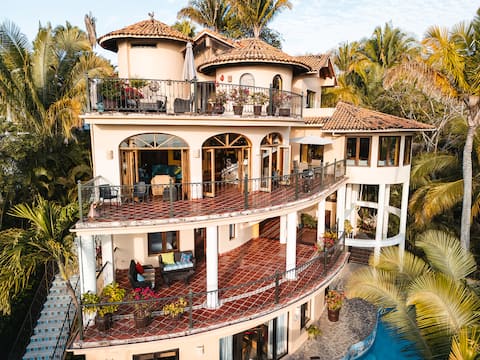 The Big House at Villa de Vistas - sleeps 12