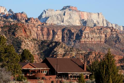 Zion Villa True North: Actually Located in Zion NP