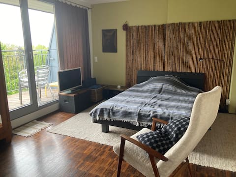 quiet and stylish city-home