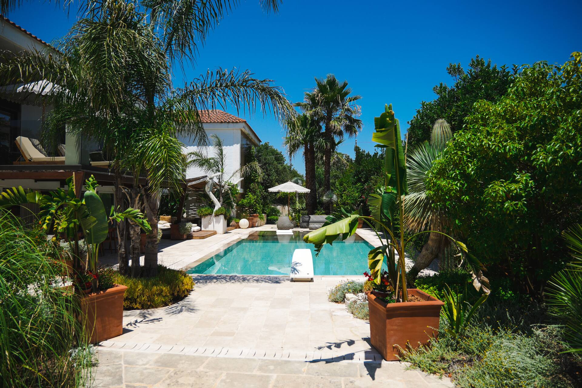 Flora Luxury Villa — photo 5