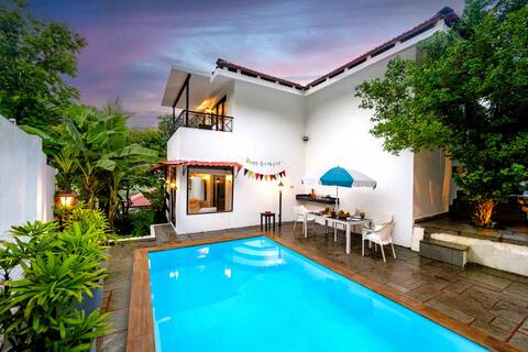 V are family 8BD Pvt Pool Villa-N.Goa