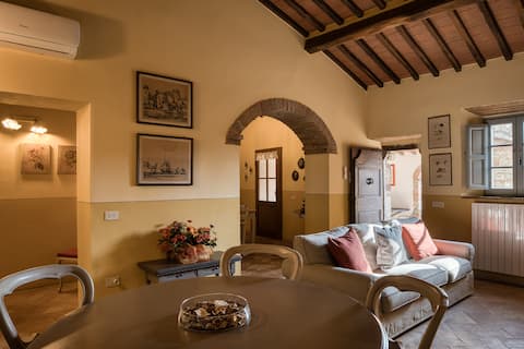 La Pieve - the house next to the church