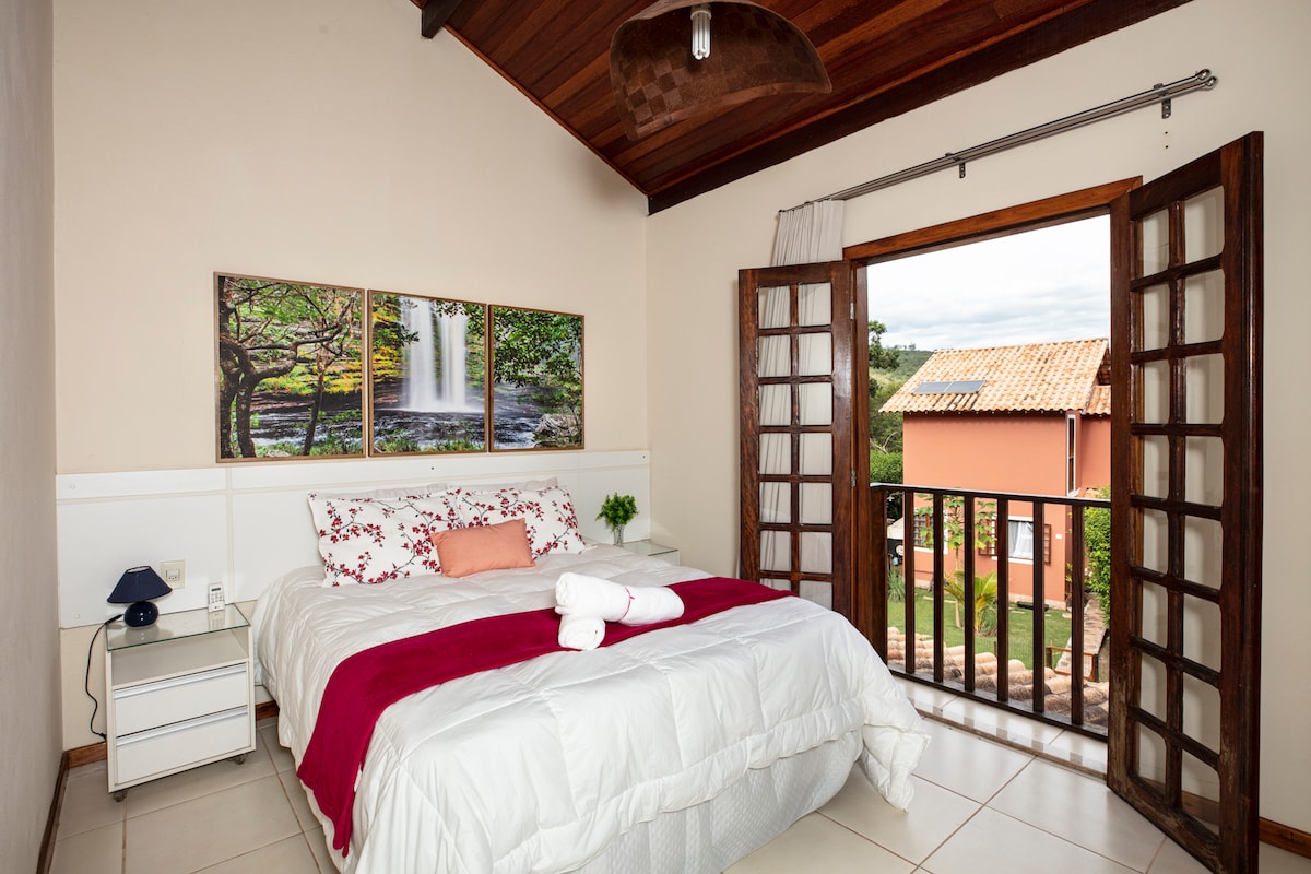 Après la randonnée et la randonnée, notre suite de couple a le confort et la chaleur que vous méritez pour un bon repos. 