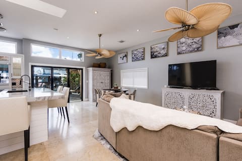 Top performing Airbnb: "Marina House" - Heated Pool/Hot Tub/Amazing View! in Fort Lauderdale