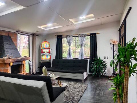 Popular Airbnb listing: Connect with nature *forests*birds*mountain*WIFI in Villa Hermosa