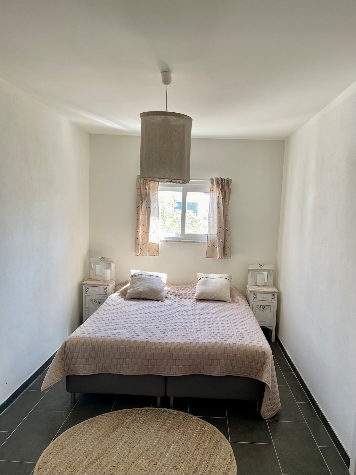 Slaapkamer 3 met en-suite badkamer – Casa das Árvores, Ilha Armona Algarve