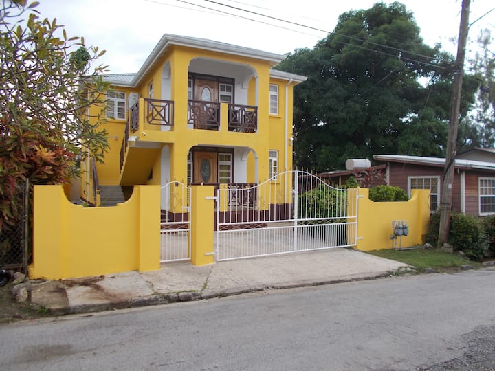 Harba Lodge, 3 Reid Road, The Garden, St James. - Barbade