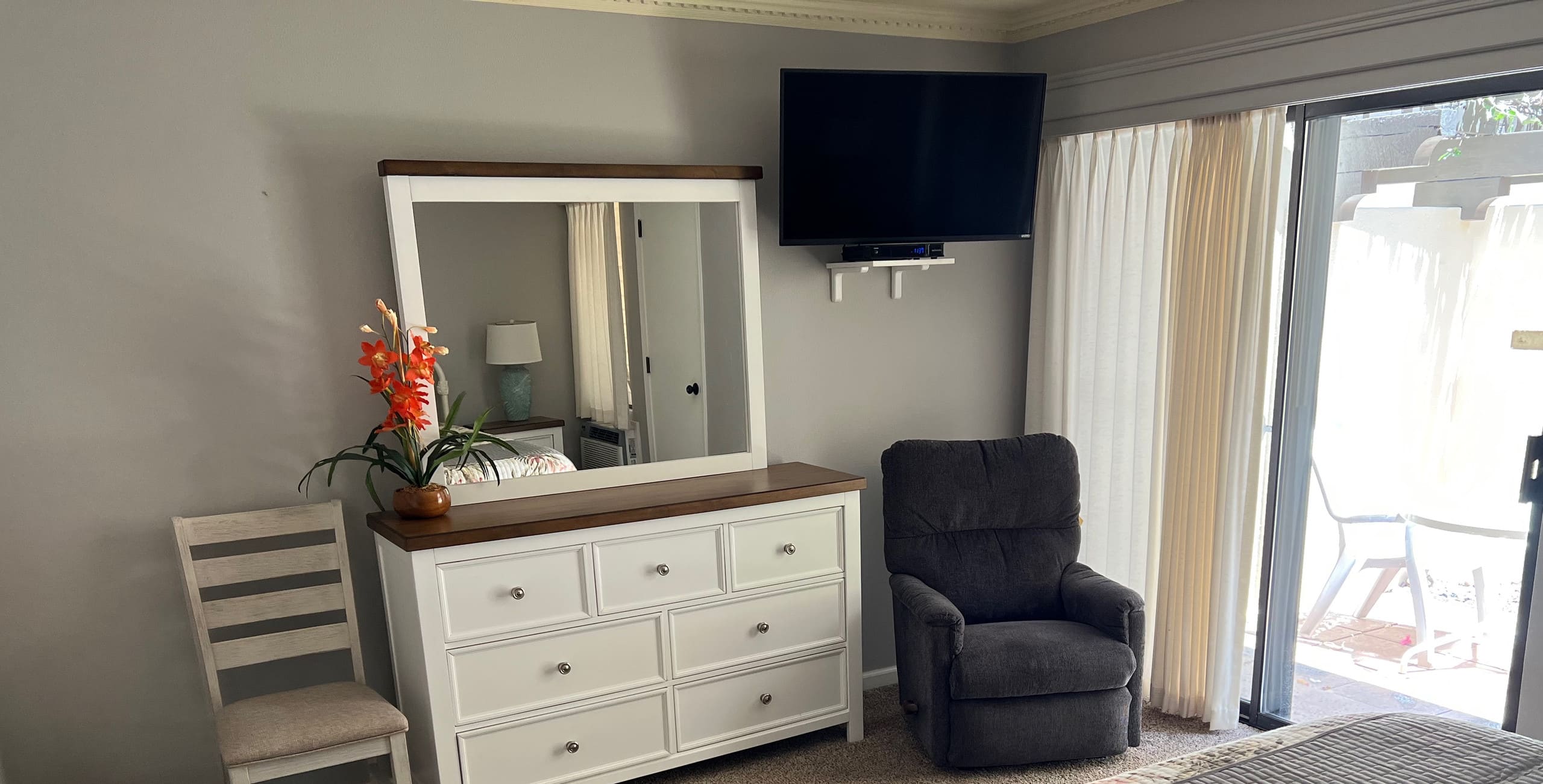 Condo in Kihei · ★4.98 · 1 bedroom · 1 bed · 2 baths - Image 5