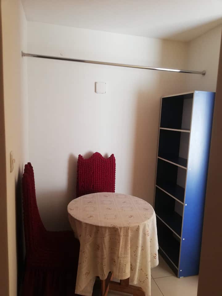Chambre Spacieuse,indépendante Et Située Au Centre - Arequipa