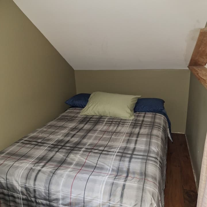 غرفة النوم 2