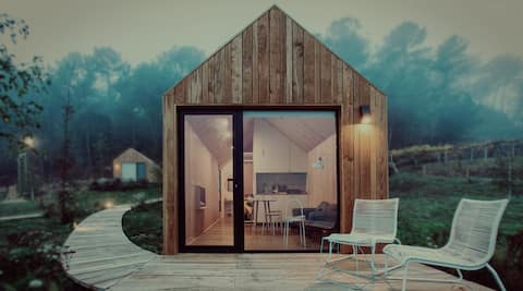 MU_Moradas no Ulla 6. Compostela cabins.