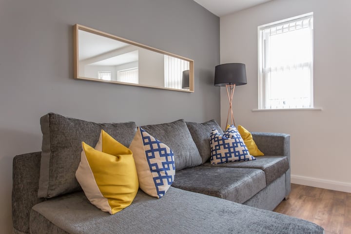 King Bed 1br Duplex | By Business Park/bmw - Oxford