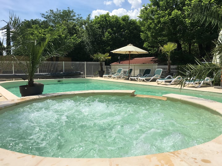 Bungalow Climatisé, Piscine Chauffée Et Spa - Ruoms