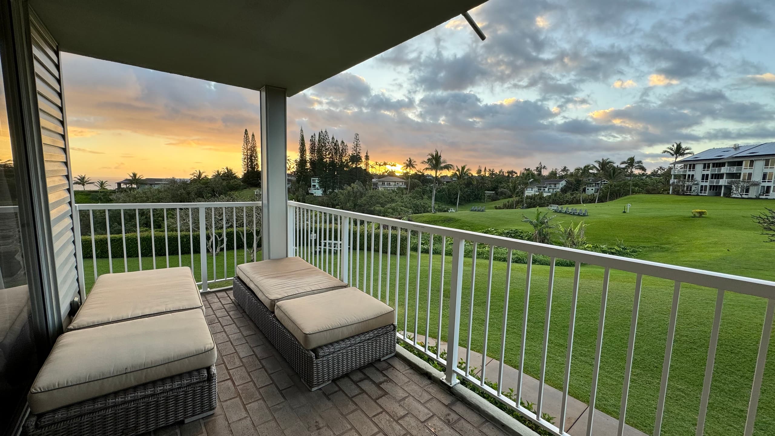Condo in Princeville · ★4.9 · 1 bedroom · 2 beds · 2 baths - Image 24