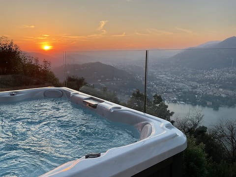 romantic in the wood lake view jacuzzi sauna