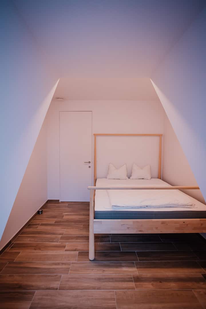 dormitorio 2 + (cama de bebé)