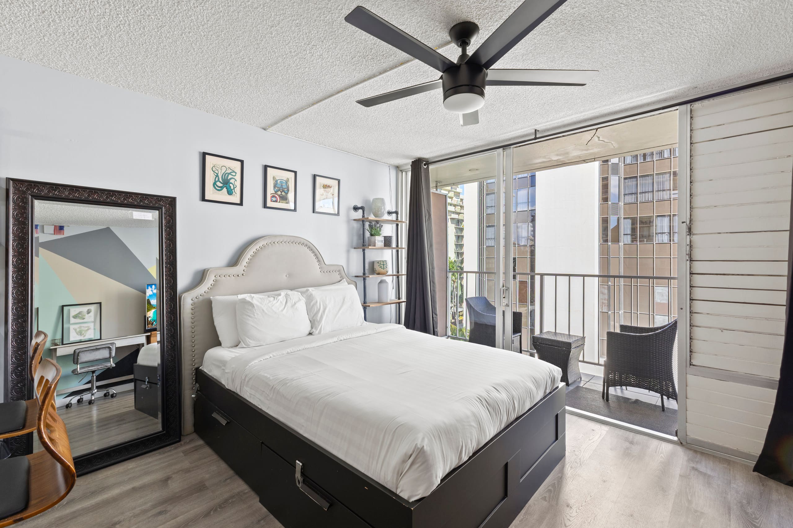 Condo in Honolulu · ★4.79 · 1 bedroom · 2 beds · 1 private bath - Image 7