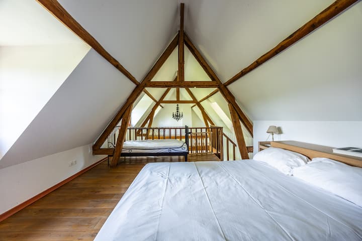 Bedroom 12