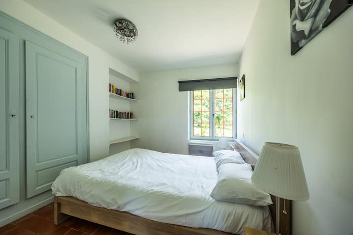 Bedroom 10