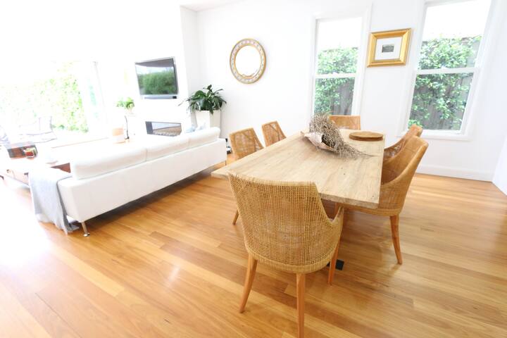 Luxury Balgowlah 3 bedroom home gallery image 3