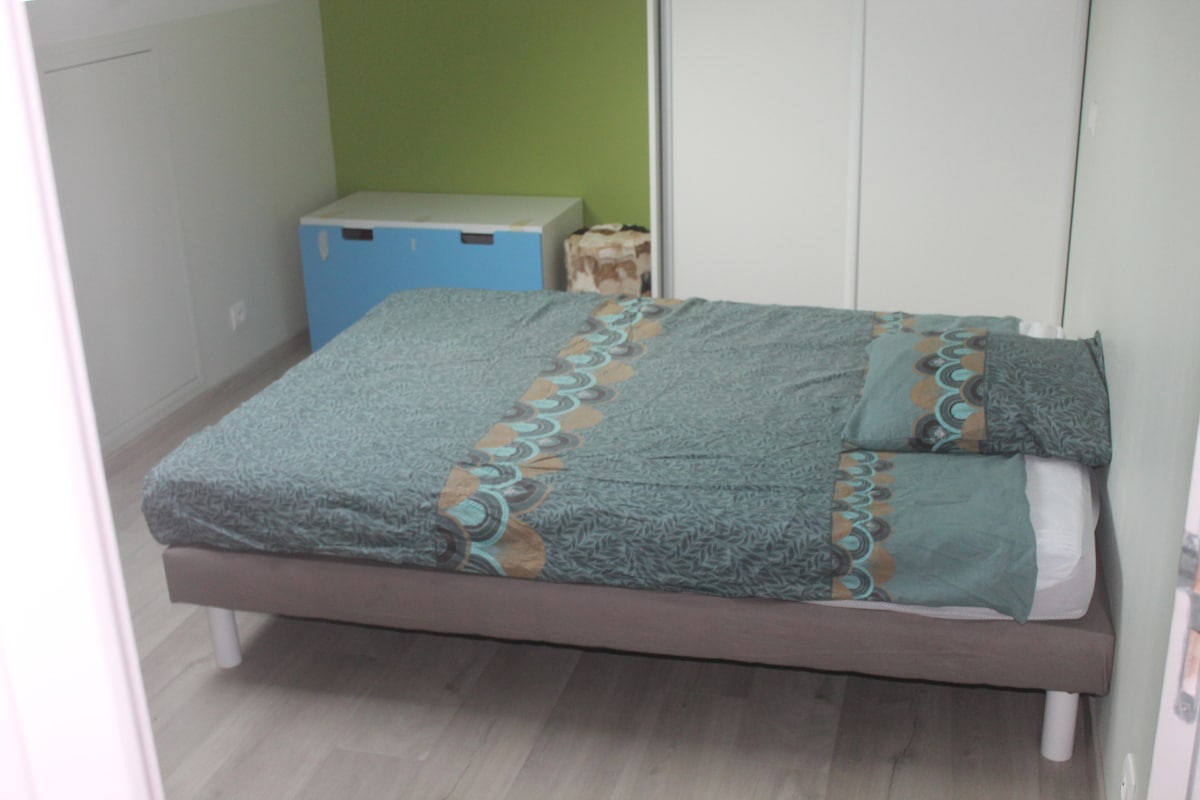 غرفة النوم 1