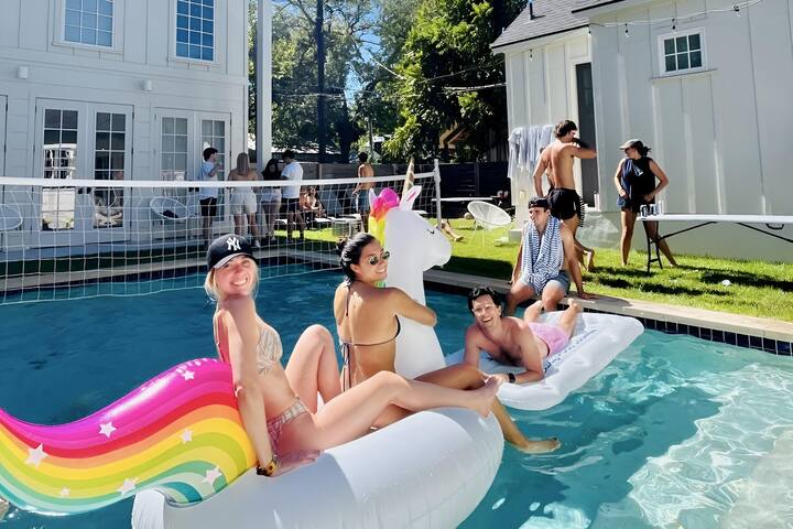 2 Home Estate | Pool + Fire Pit | Walk Downtown