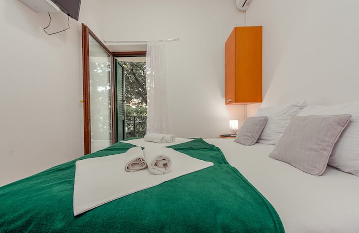 Apartments Toni, Ap.3 (For 3) - Stara Novalja