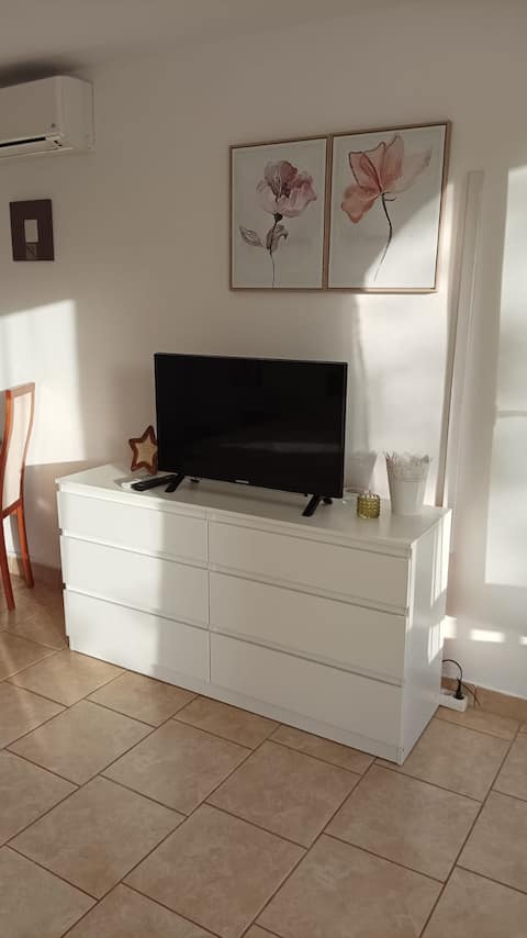 Top Airbnb: Beautiful Studioapartment near National park&sea1 in Zadarska županija