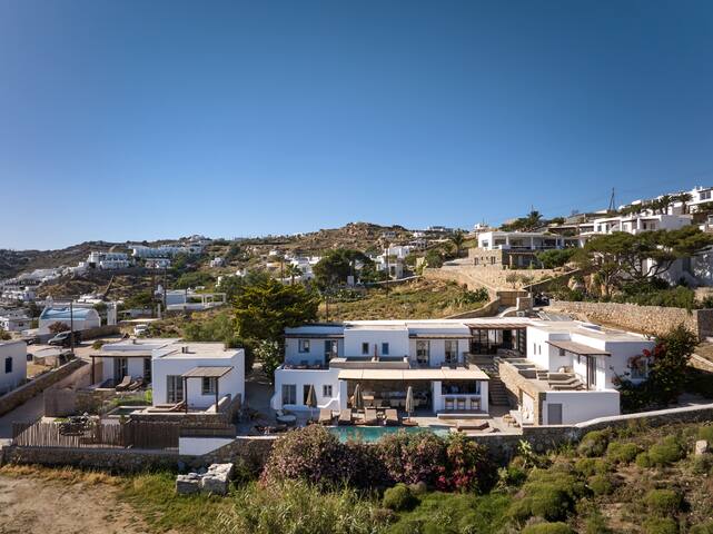 Trinity Mykonos | Sea view Villa near Scorpios gallery image 3