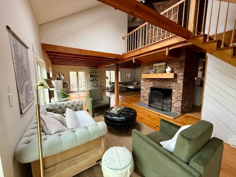 Top Airbnb: Gorgeous Mountain Views Retreat: Family & Nature in Hudson Valley