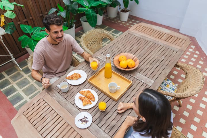 SingularStays managed Airbnb listing 2