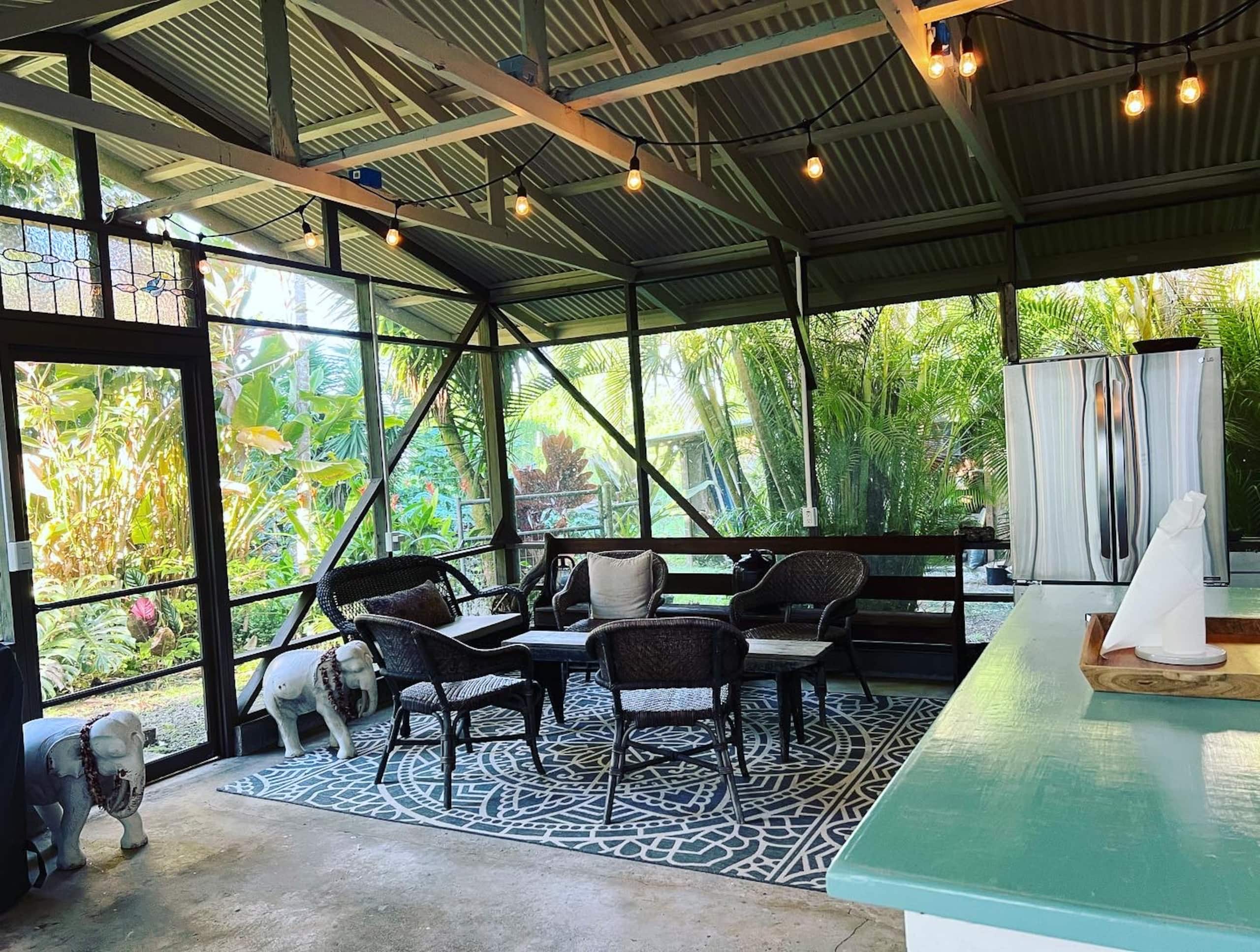 Home in Hilo · ★4.93 · 3 bedrooms · 3 beds · 2 baths - Image 6