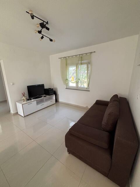 Successful Airbnb property: ALL NEW Apartmen EMA in Vrh