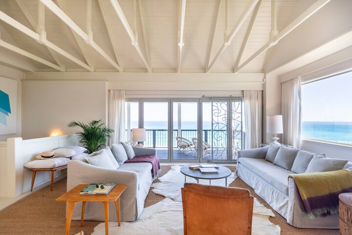 The Cliffhanger Bungalow gallery image 5