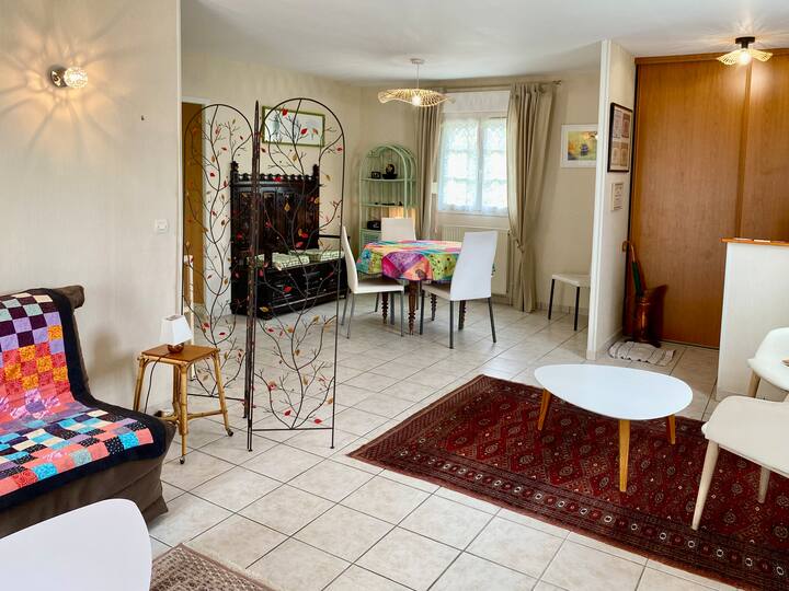 Petite Maison Au Coeur Des Châteaux De La Loire - Touraine