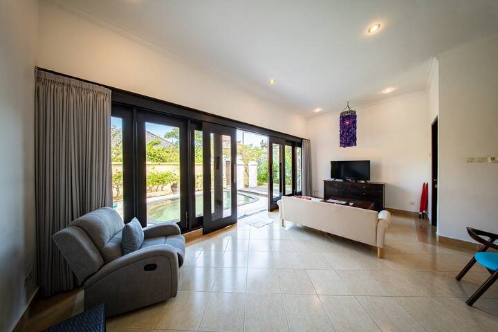 Seminyak 2bdr Villa Spacious & Cozy, No Breakfast - Denpasar