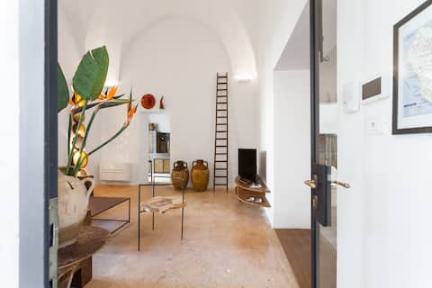 Top Airbnb: Casa a Mezz'aria, traditional home near Gallipoli a Parabita