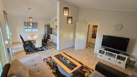 House near Long Beach/Fast Internet/Free Parking