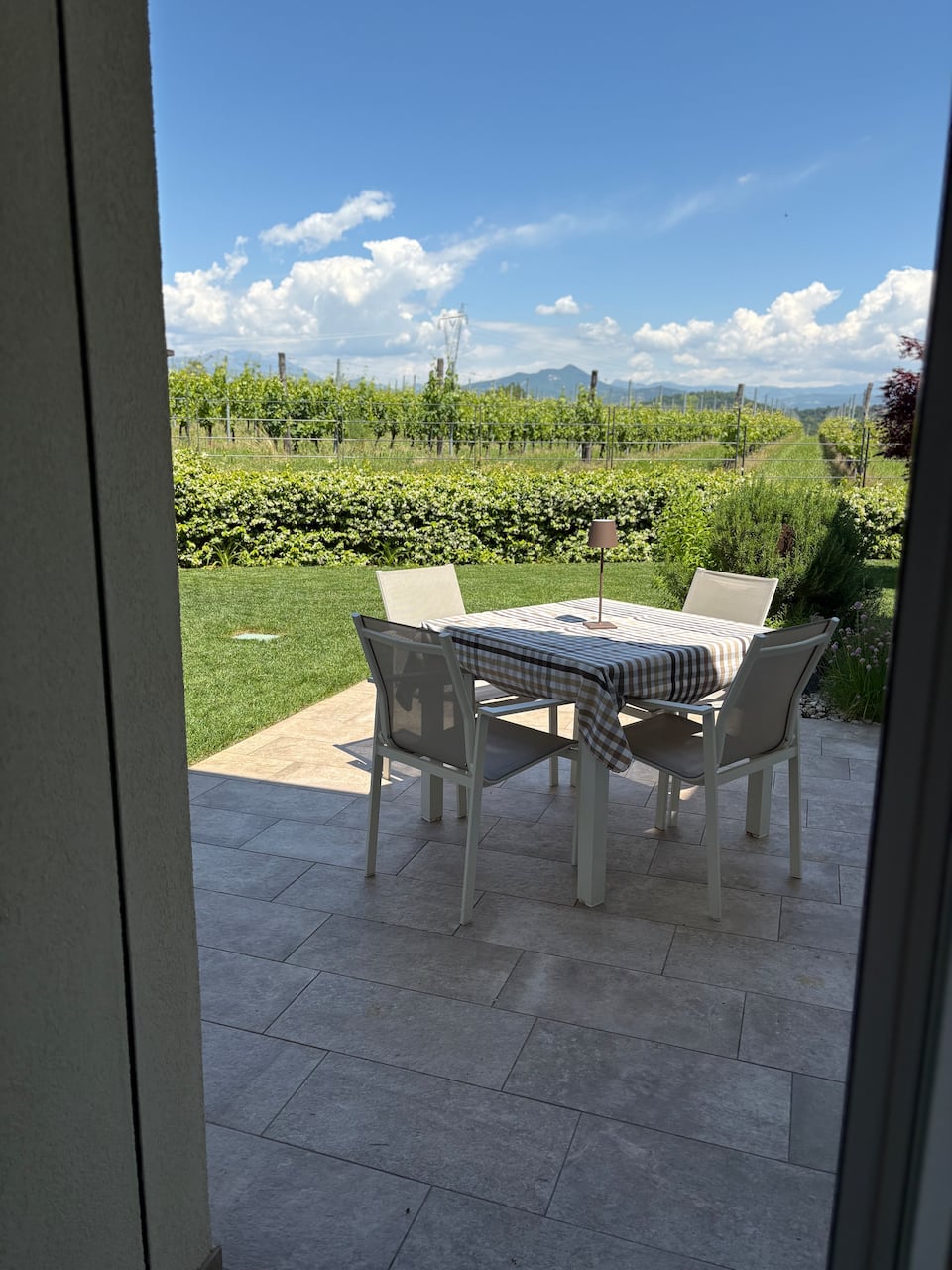 Nature Home Apartment: zona pranzo