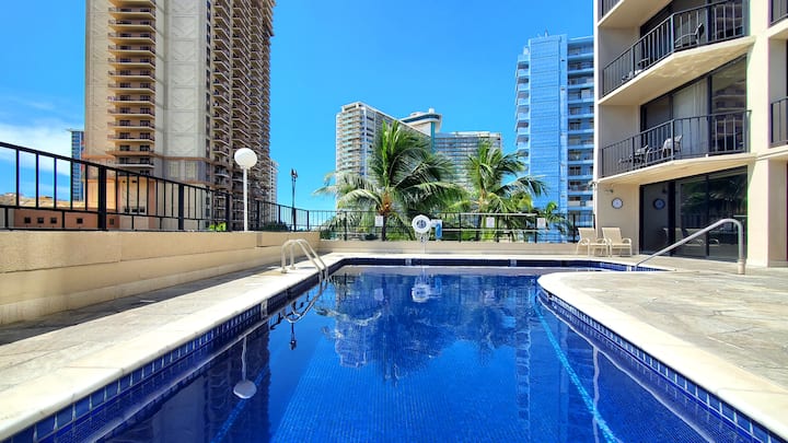 Bella E Ben Posizionata Presso Aqua Palms - Waikiki - Honolulu, HI